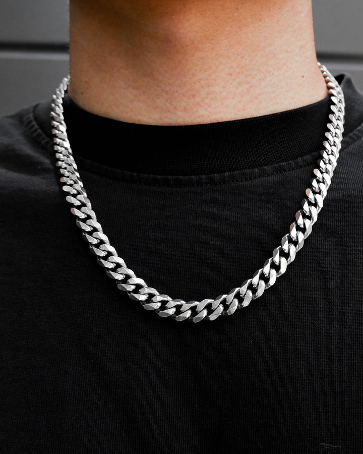 Heavy Tokyo Chain