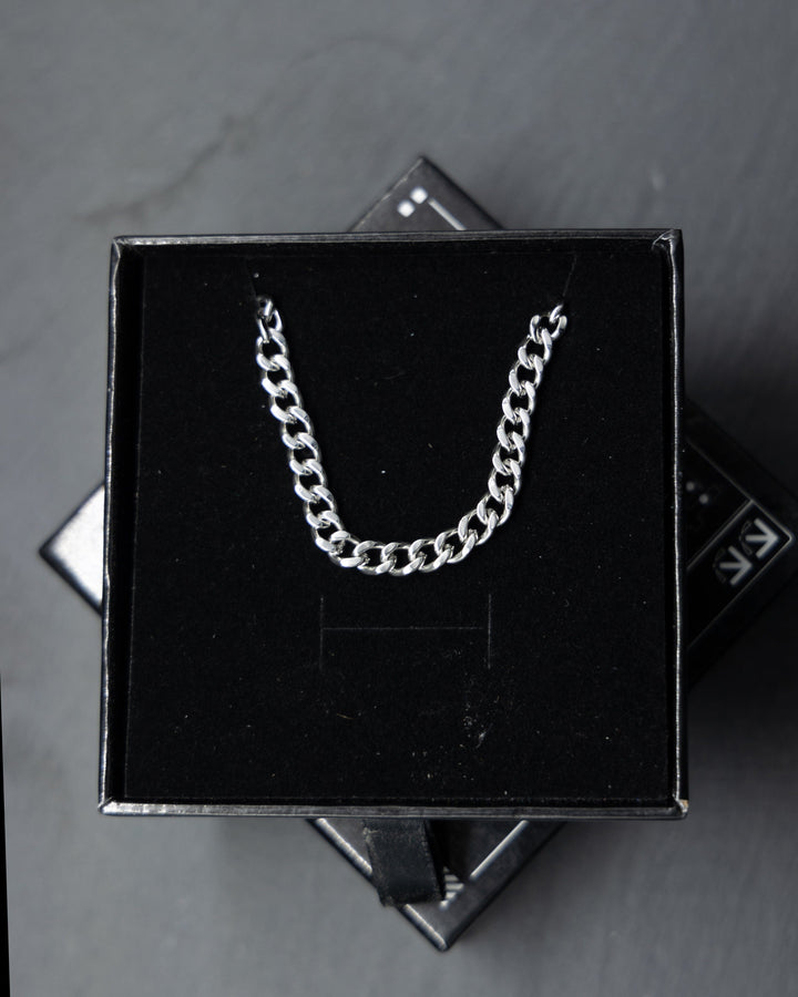 Tokyo Chain