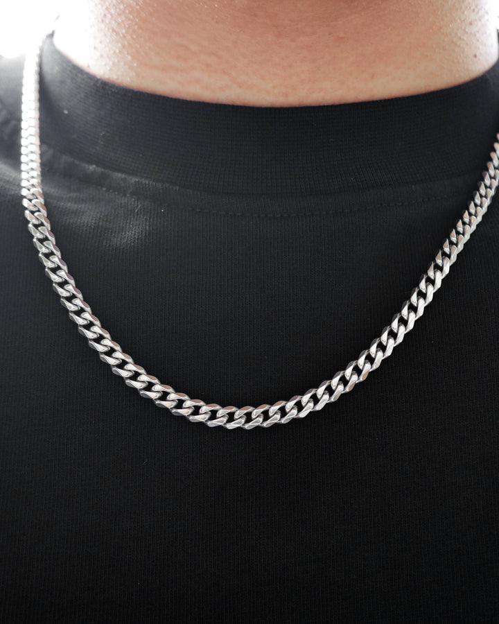 Tokyo Chain